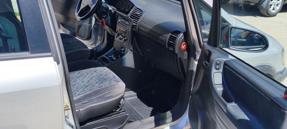 Opel Zafira 1.8 бензин • Продаж від власниці • 127 тис. км • Без ДТП