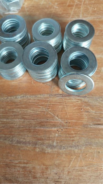 61 unidades de anilhas