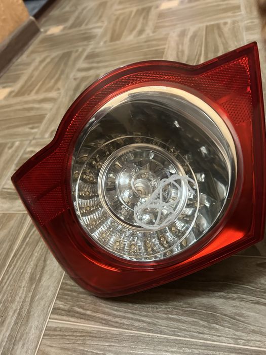 Задній правий стоп-сигнал – Volkswagen Passat B6
