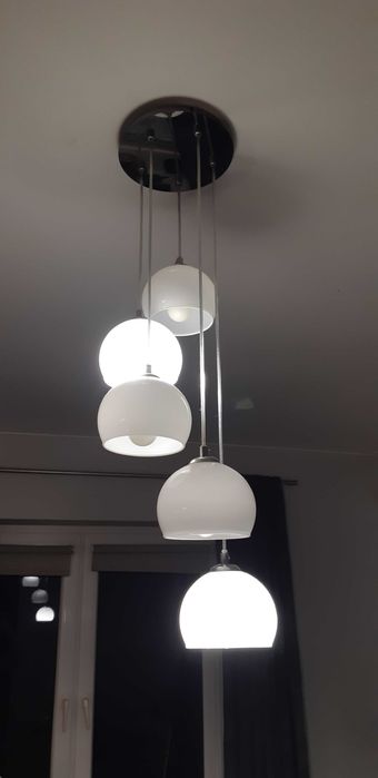 Lampa wisząca 5 białych kul