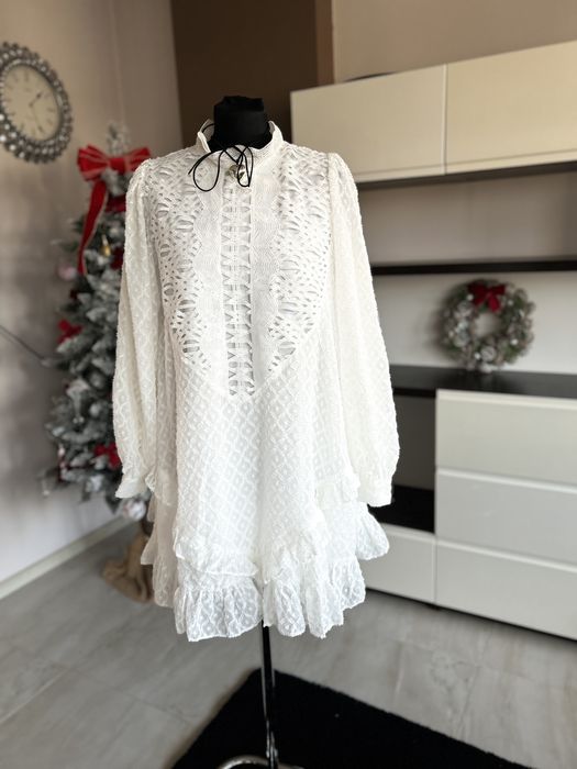 Biała Sukienka Oversize na Świeta Renee Nowa casual boho