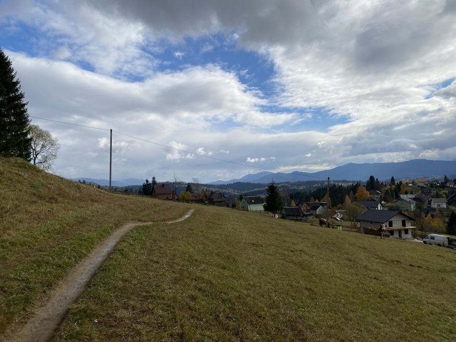 6 соток в Яблуниці, з видом на Говерлу та Петрос