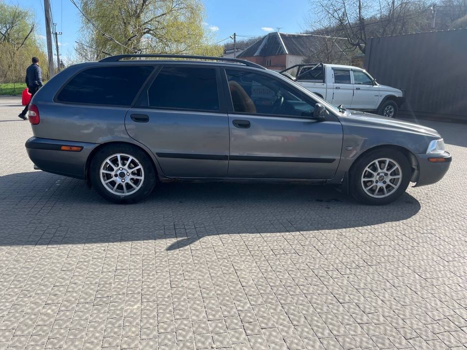 Volvo V40 2002р Автомат