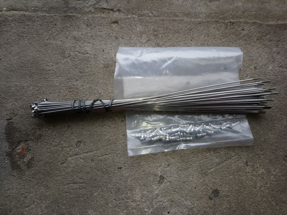Piasty Shimano Szprychy Nyple Nexus