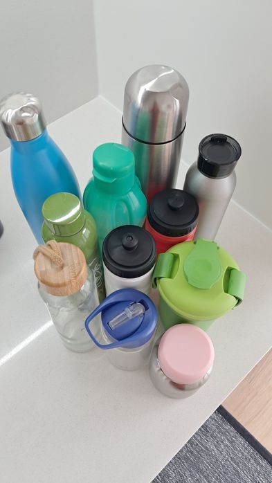 Conjunto Garrafas agua e termos