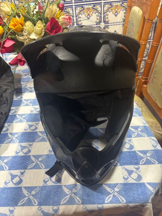 Vendo capacete CMS