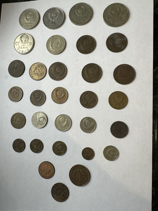 Разные монеты цена за штуку