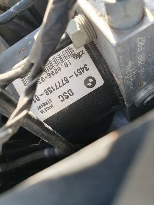 pompa sterownik abs bmw 3 e90 e91 1 e87 dsc 6777158