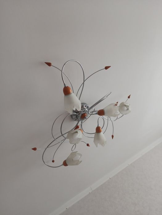 Люстра на 6 плафонів