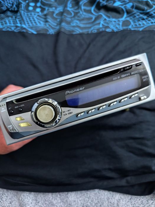 Sprzedam radio samochodowe Pioneer