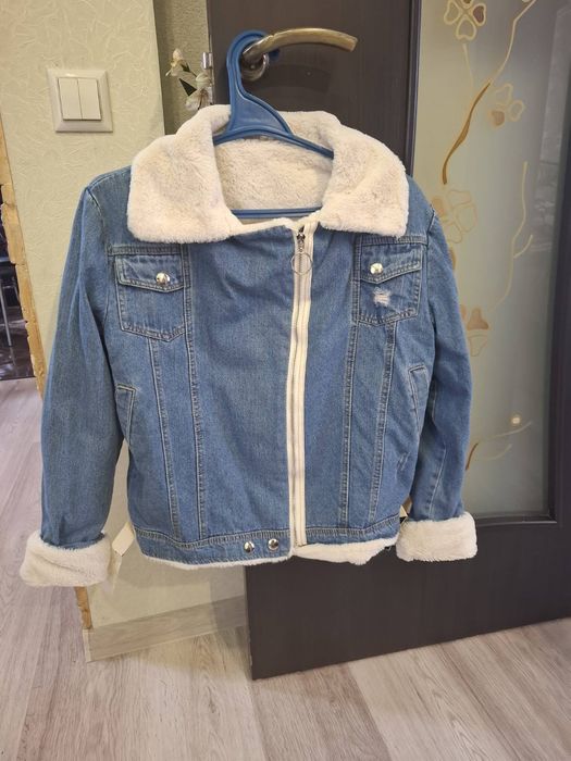 Продам джинсову курту