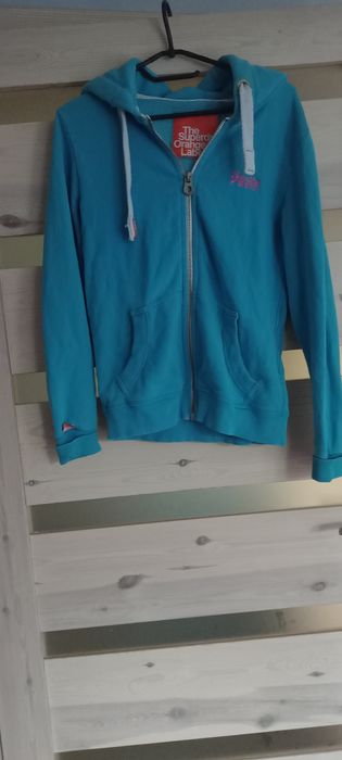 Bluza niebieska z kapturem r.s