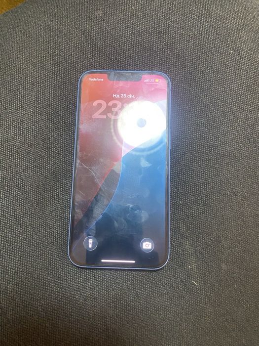 Продам айфон 13 256гб