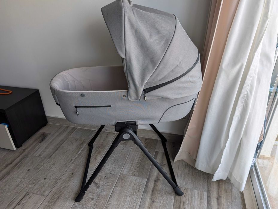 Carrinho com alcofa Inglesina Aptica XT