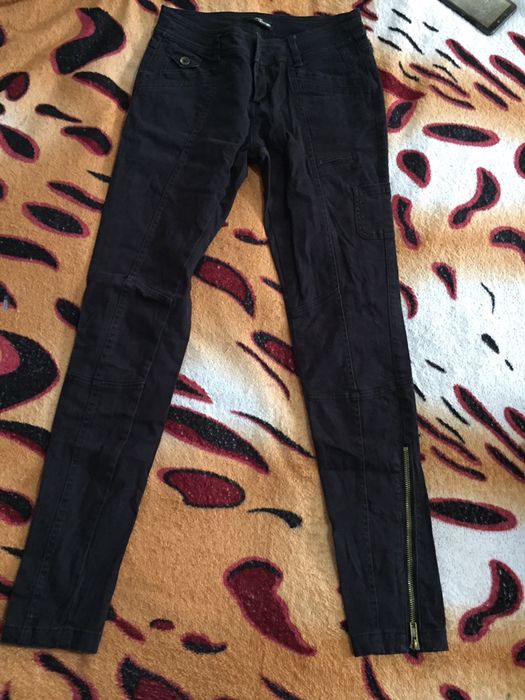 Пакет жіночих джинсів