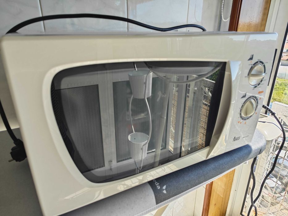 Micro-ondas com Grill Teka MW 20 BF (Instalação Livre / Bancada) - Branco