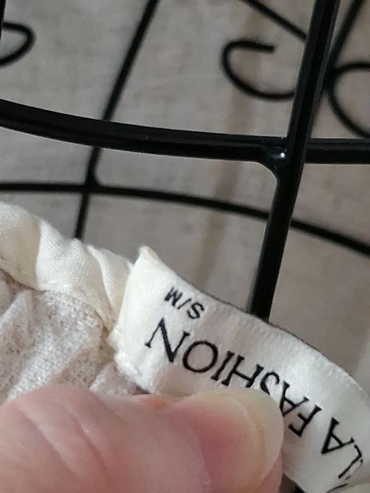 Nowa długa spódnica