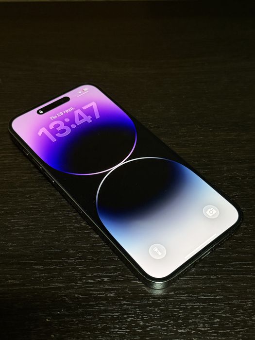 Продам свій iPhone 14 pro max 256gb