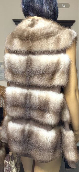 Рр s-m 46-48. Шуба жилет  Соболь. Италия
