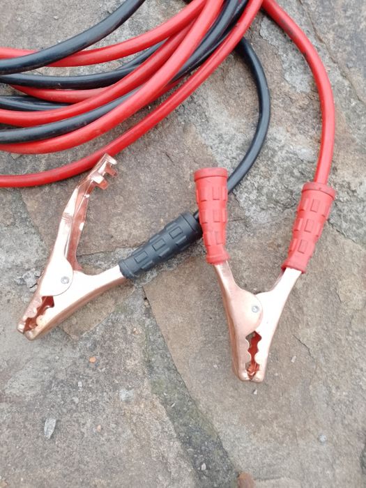 Провода високовольтні для прикурювання авто