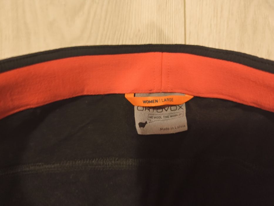 Spodnie treningowe damskie marki ortovov  merinoinside rozmiar  rozmiar Large  40