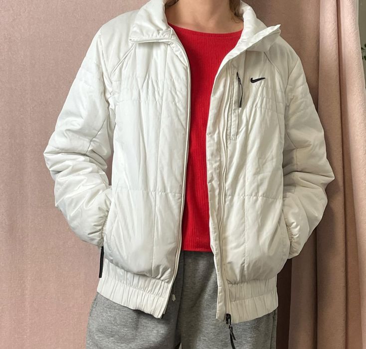 #Nike kurtka biała sportowa