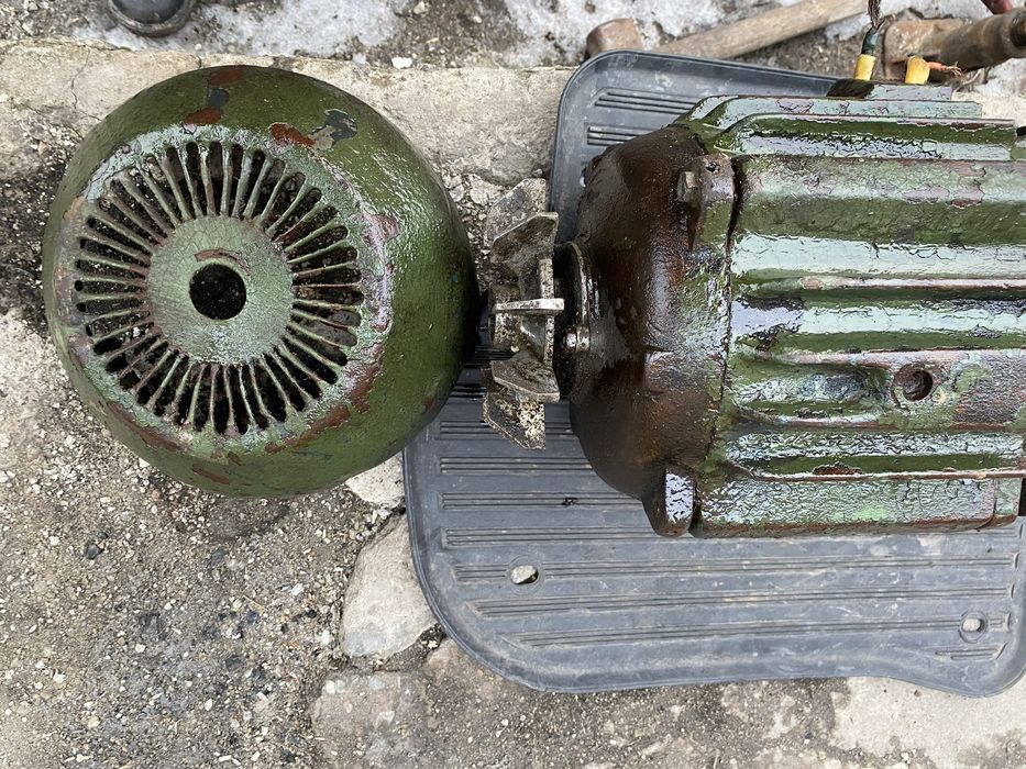 Електро двигун з редуктором 3фазний 3квт