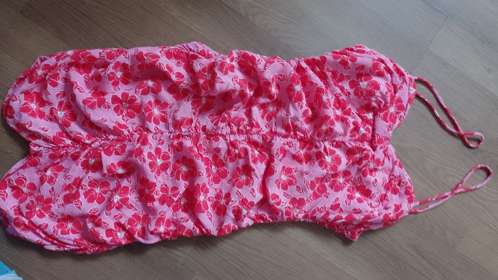 Sprzedam sukienkę Zara rozmiar 36