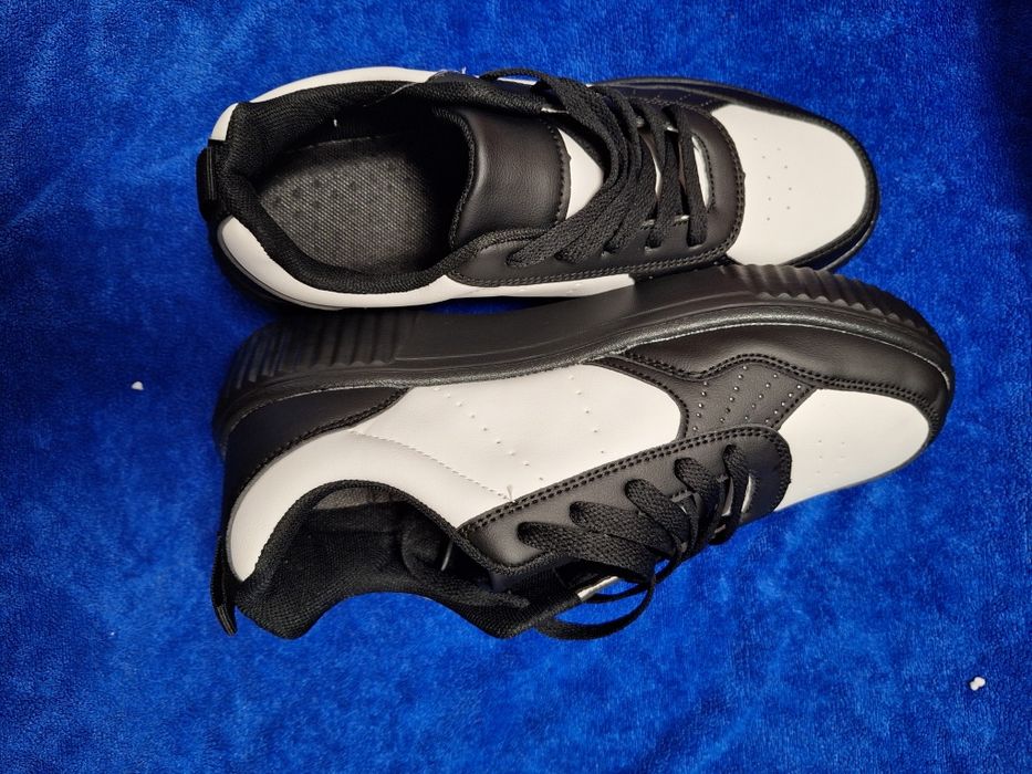 Damskie buty sportowe40,wkładka 25,5 cm