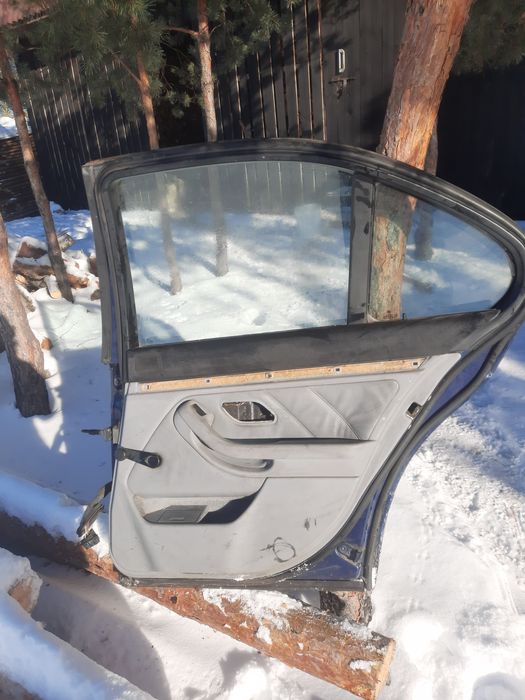 Продам двери bmw e39