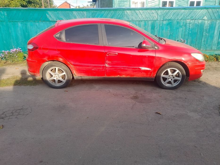 продам авто Чері м11