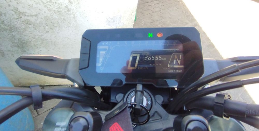 Honda CB 125R  - Como Nova