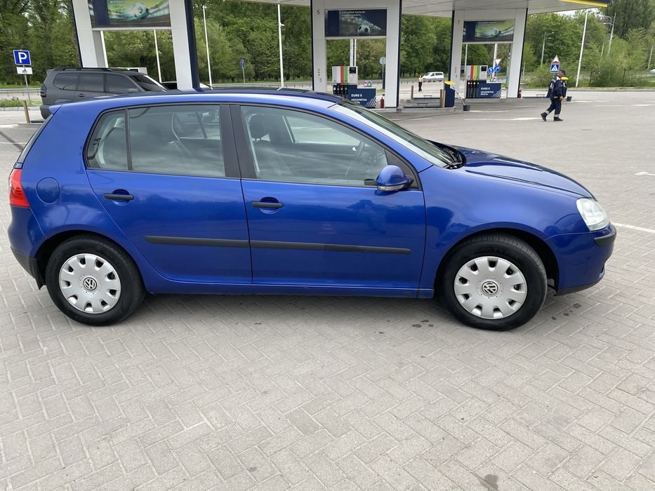 Golf 5 в хорошем состоянии
