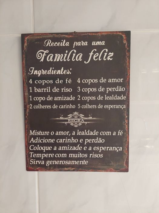 Quadro metálico preto "Família Feliz"