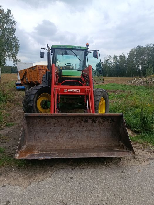 Ciągnik John Deere 6600 Power Quad  Tur Mailleux  przyczepa Rolland