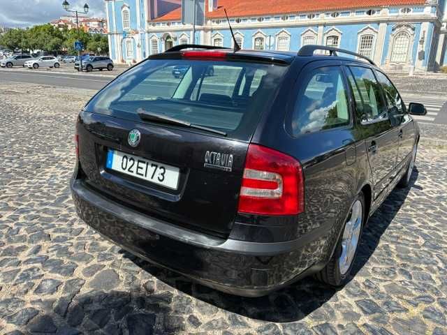 Skoda Octavia Break Diesel 2.0 TDI Sportline