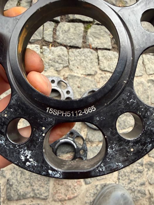 Колісні проставки (адаптери) VECTOR