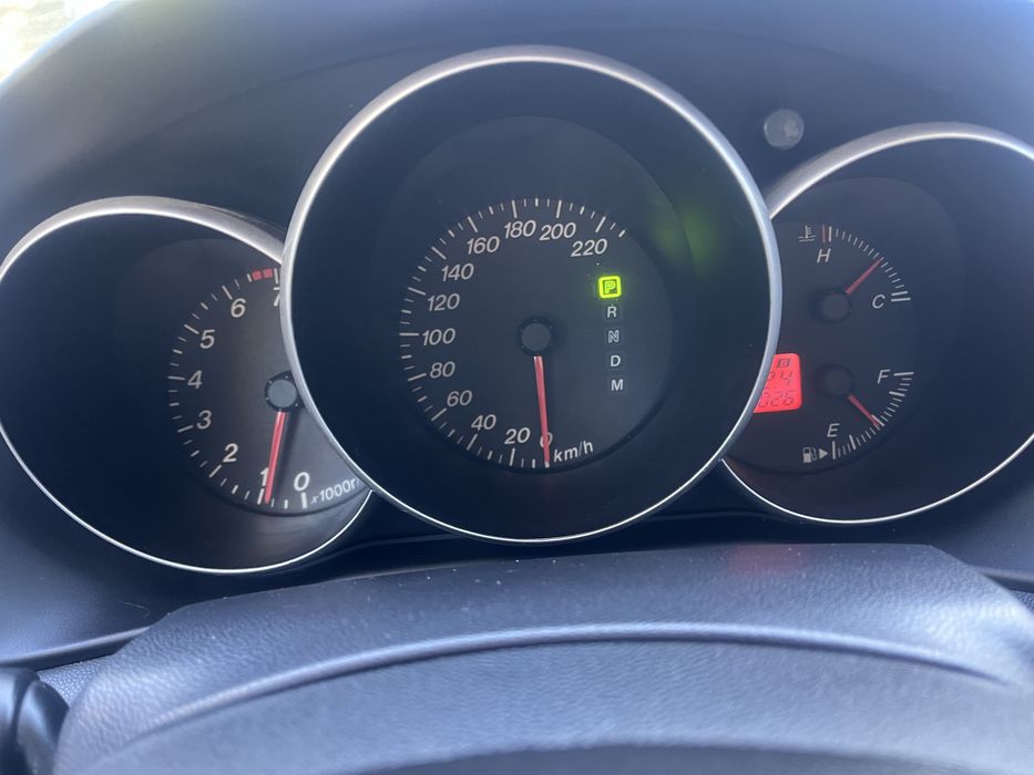 Продам Мазда 3 бк 2005 гола автомат 1.6 бензин