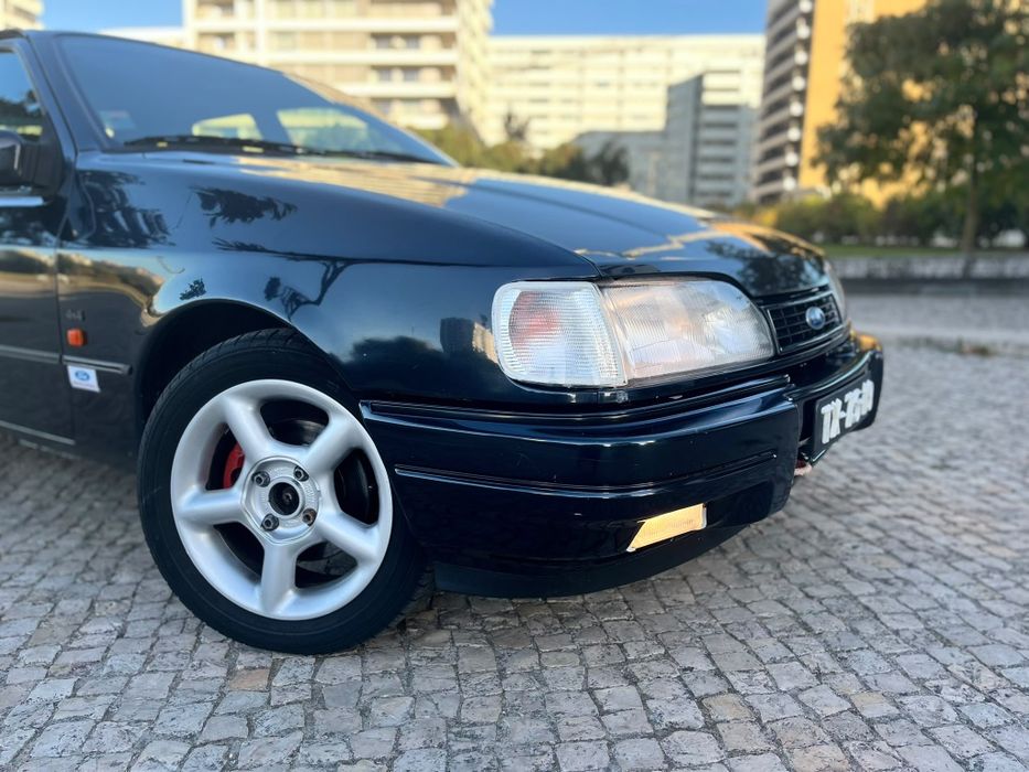 Ford sierra XR 4x4 — photo 5