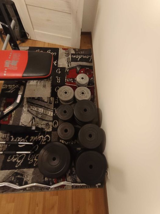 Ławka do wyciskania+ gryfy + obciążenie