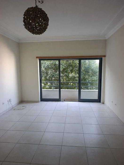 Apartamento T3 para arrendar na Sobreda