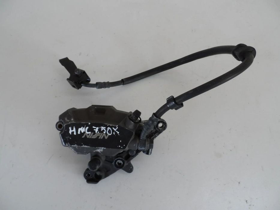 HONDA NC 750X zacisk hamulcowy przód