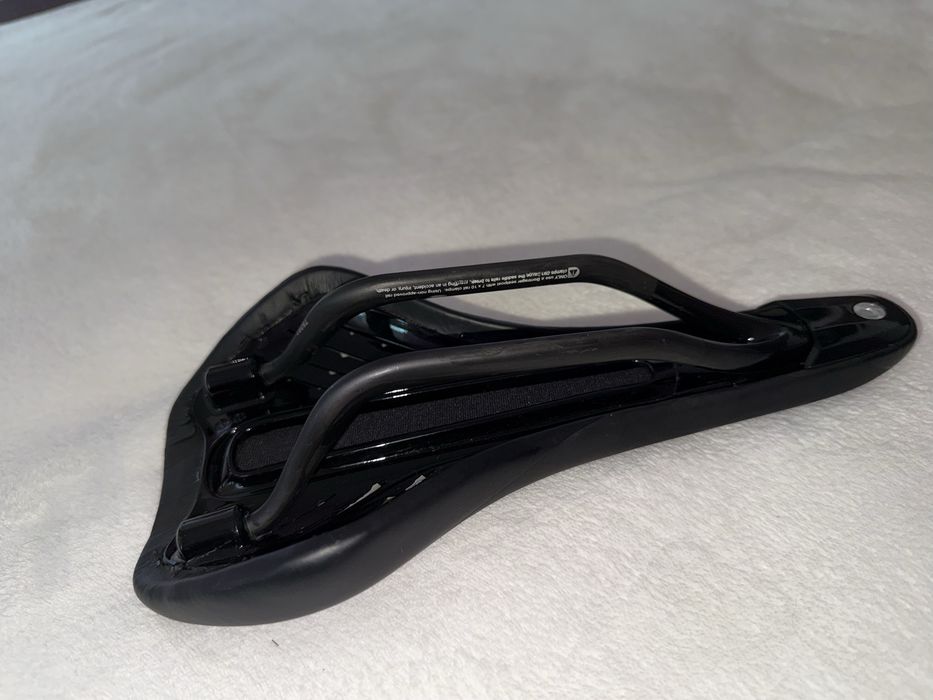 Siodelko arvada  carbon pro