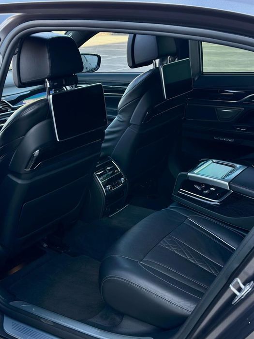 Оренда авто BMW 730L
