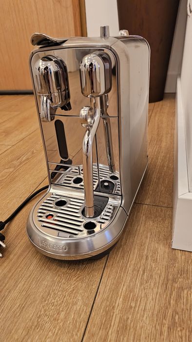 Nespresso Creatista Plus