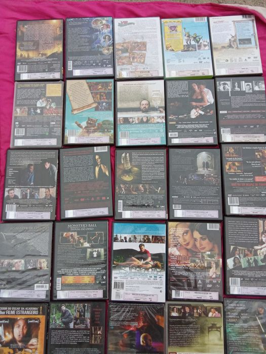 35 DVDs incluindo existenz