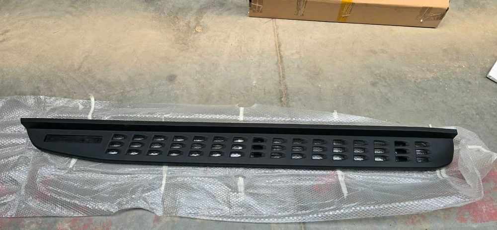 stopnie progowe ford ranger