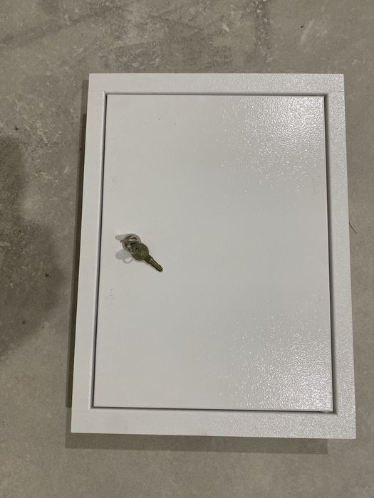 Ящик с автоматами встраевыемый 24 модуля с автоматами