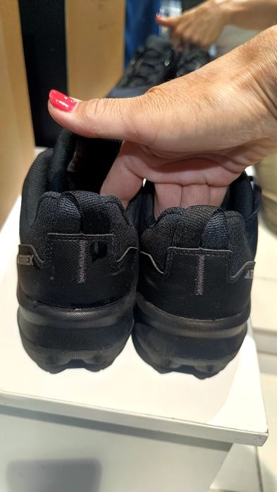 Adidas terrex nowe 44