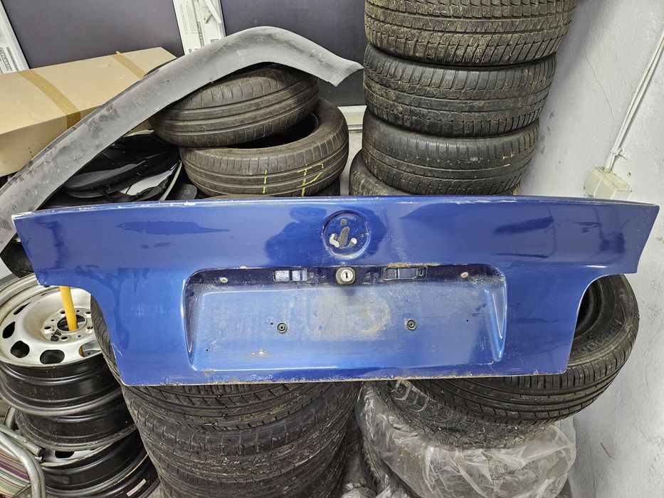 Klapa bagażnika bmw e36 coupe avusblau